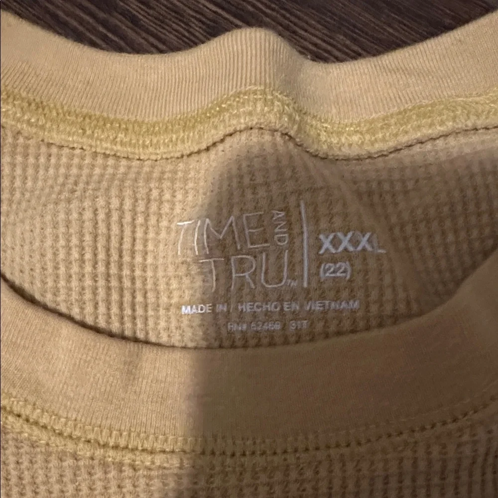 Time and Tru Waffle Shirt - Picture 2 of 2